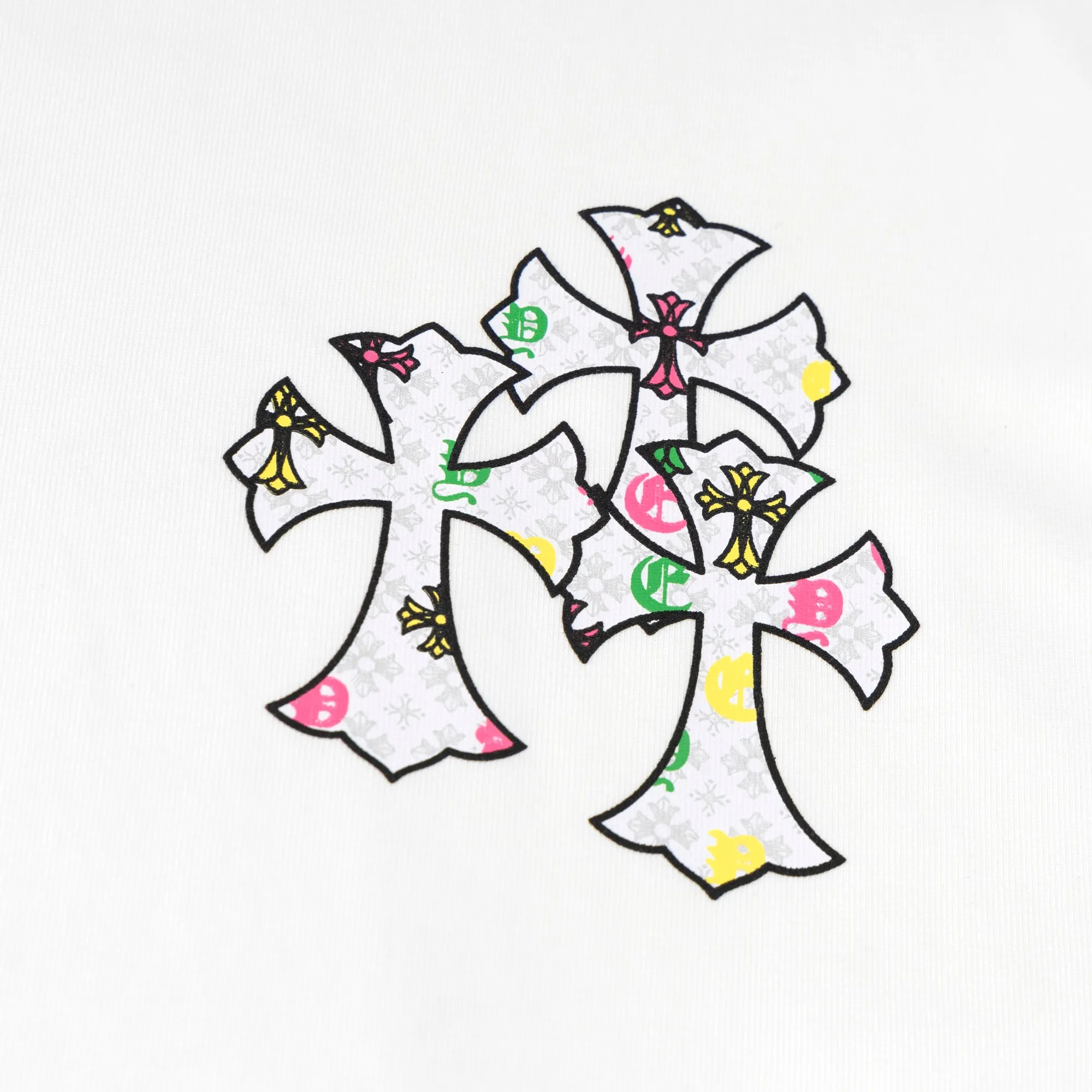 🅿️180 Style No. S023 CH Crow Heart Sanskrit Cross Heavy Embroidery Round Neck Short Sleeve Embroidery Full Packaging Complete with Three Standards Original Matching Accessories 1:1 Main Marking Technology Very High-end It Has Been Preshrunk at High Temperatures and Will Not Deform After Repeated Washing Pure Cotton 280g High Weight 32 Count Double Yarn No Pilling No Fading Comfortable and Breathable Matching 1x1 Thread in the Same Cylinder Oversize Loose Version Can wear up to 220 pounds Color: White Black Size: XS-L
